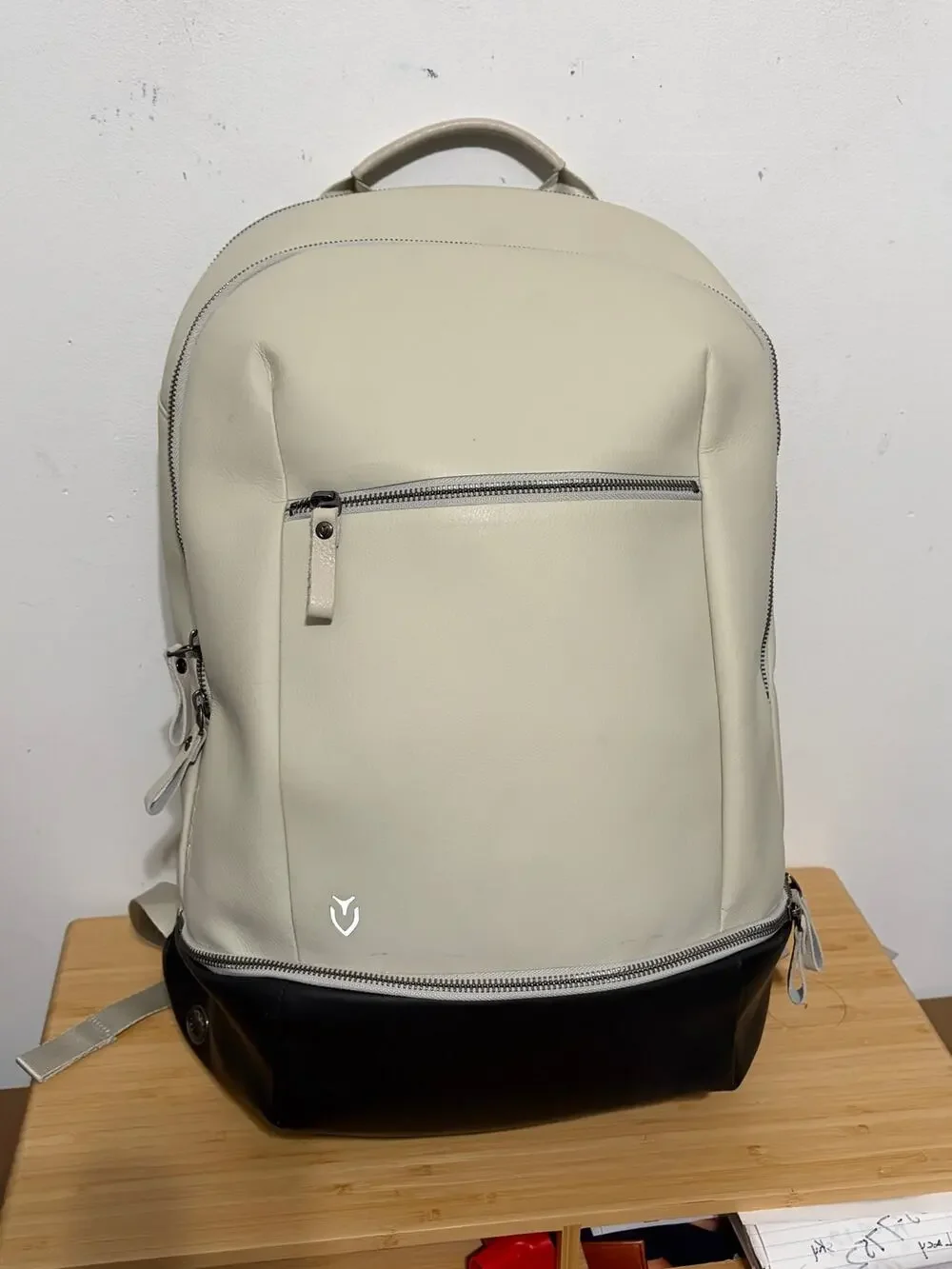 VESSEL Signature Backpack Latte Cream Black Luxury Travel Laptop Work Bag 22L